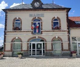 Mairie - Châtres image 1