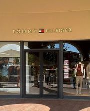 Tommy Hilfiger Outlet immagine 1