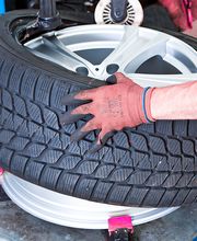 First Stop Reifen Auto Service Bild 7