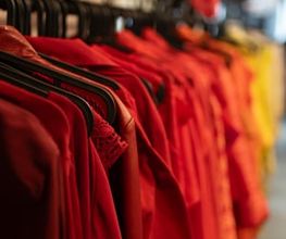 9R second hand store di Caritas Ticino Bild 1