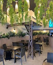 Amelie Grill image 5