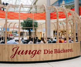 Junge Die Bäckerei. Bild 10