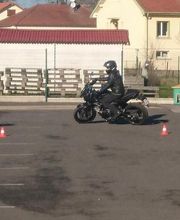 Auto-Moto Ecole De Conduite KM SASU image 8