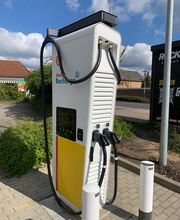 Shell Recharge Charging Station Bild 1