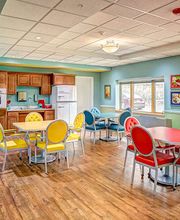Renaissance Senior Living of Hilldale image 3