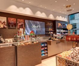 Lindt Boutique Berlin LP12 Bild 3