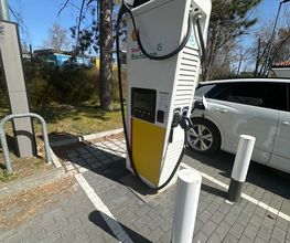 Shell Recharge Charging Station Bild 2