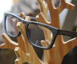 Optiker Junge Bild 7