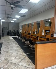 Fantastic Sams Cut & Color image 1