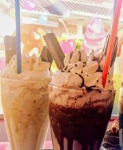 Heladería Cafetería Snoopy imagen 11