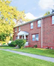 Classic American Townhomes & Apts image 3