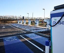 bp pulse Charging Station image 2