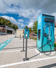 EVzen station de recharge Jougne Super U