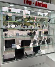 Laptop und Smartphone