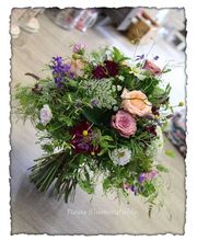 Lebendig schöne Blumen