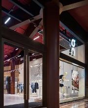On Flagship Store Milan Vittorio Emanuele immagine 10