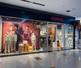 GUESS imagen 1