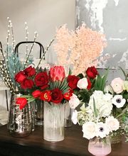 Mili's Flowers and Gifts image 2