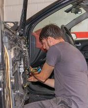 Clear Quality Auto Glass image 3