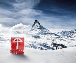 Swiss Label ist der Verein zur Förderung von Schweizer Qualitätsprodukten und - Dienstleistungen. Das Label steht sowohl im Inland als auch international für Werte wie Kompetenz, Qualität, Tradition und Bodenständigkeit. Mitglieder des Vereins können ihre Produkte und Dienstleistungen mit dem renommierten Armbrust-Label kennzeichnen, um ihre enge Verbindung zum Standort Schweiz zu verdeutlichen.