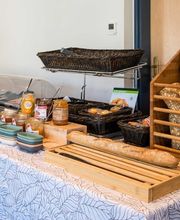 B&B HOTEL Rodez Bourran image 12