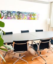 Besprechungsraum der Kanzlei Landucci (Rechtsanwalt & Fachanwalt für Familienrecht) in Köln