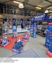 AUTODISTRIBUTION image 9