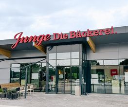 Junge Die Bäckerei. Bild 1