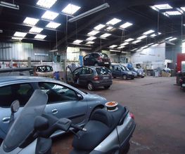 Garage J . S . N image 3