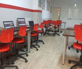 Autoescuela Ibiza Conduce imagen 7