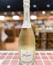 T & R Wines & Liquors image 15