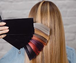 Salon Hylla Friseur Bild 2