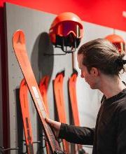 Skihütte Atomic Revoshock