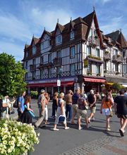 Mairie - Cabourg image 8