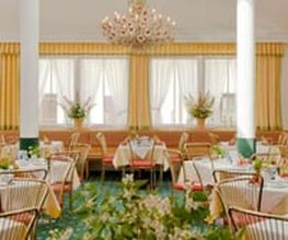 Valentin Dersch Hotel Mayer Bild 4
