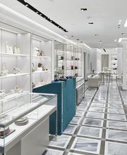 Gucci Galeries Lafayette image 3