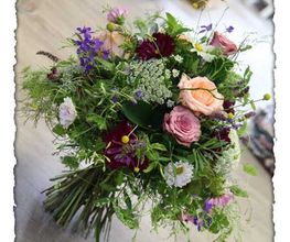 Lebendig schöne Blumen