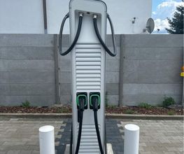 Shell Recharge Charging Station Bild 1