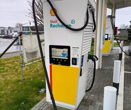 Shell Recharge Charging Station Bild 4