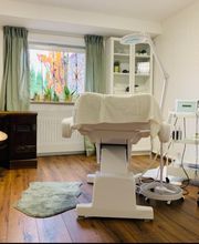 Katja Steinle - Less hair & care - dauerhafte Haarentfernung Bild 6