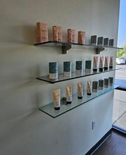 L.A. Bikini Sugaring Hair Removal Studio image 15