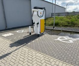 Shell Recharge Charging Station Bild 3