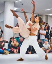 Braswell Arts Center GmbH Bild 10