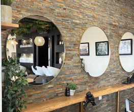 Au Petit Atelier image 8