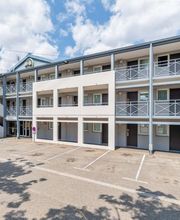 B&B HOTEL Lyon Saint-Priest image 3