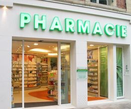 Pharmacie Bordeau image 1