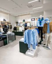 Lacoste Montesson image 7