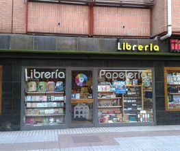 FOTO1LIBRERIAMEDRANO.jpg