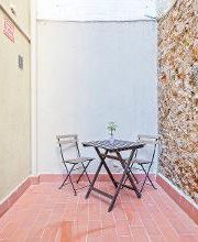 Montserrat Apartments by gaiarooms imagen 6