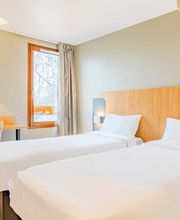 B&B HOTEL Poitiers 3 Futuroscope image 8